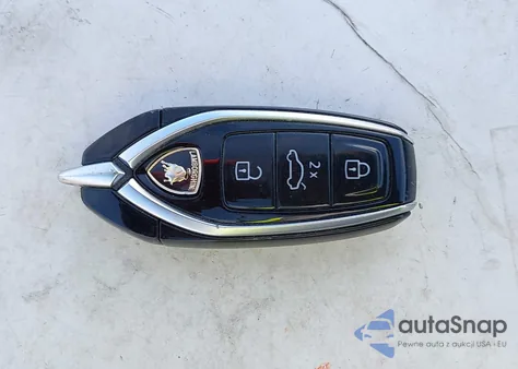 2021 Lamborghini Urus Graphite Capsule/Pearl Capsule z USA, uszkodzony, nr VIN ZPBUA1ZL8MLA13335